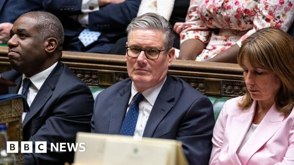 Starmer warns leadership contest would 'plunge us into chaos' in pleas to ministers and MPs