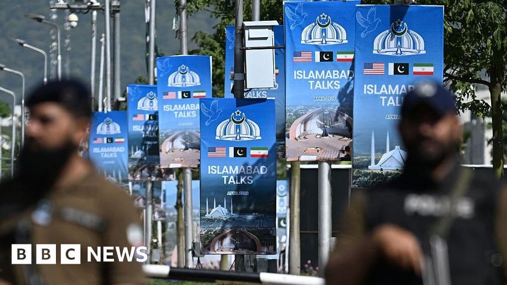 US and Iran in blockade standoff as Pakistan pushes for talks