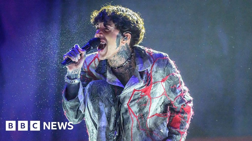 Can Oli Sykes still scream? Bring Me The Horizon re-recording debut 2006 album