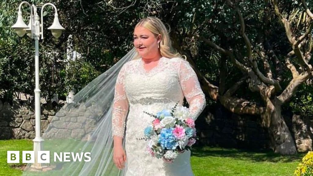 Jilted bride who went ahead with wedding gets engaged