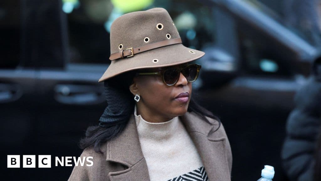 Oil tycoons deny paying bribes to former Nigerian minister