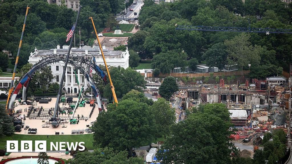 Senate Republicans axe $1bn for Trump's new White House ballroom