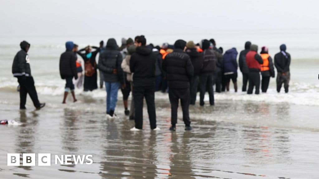 Two women die trying to cross Channel in small boat