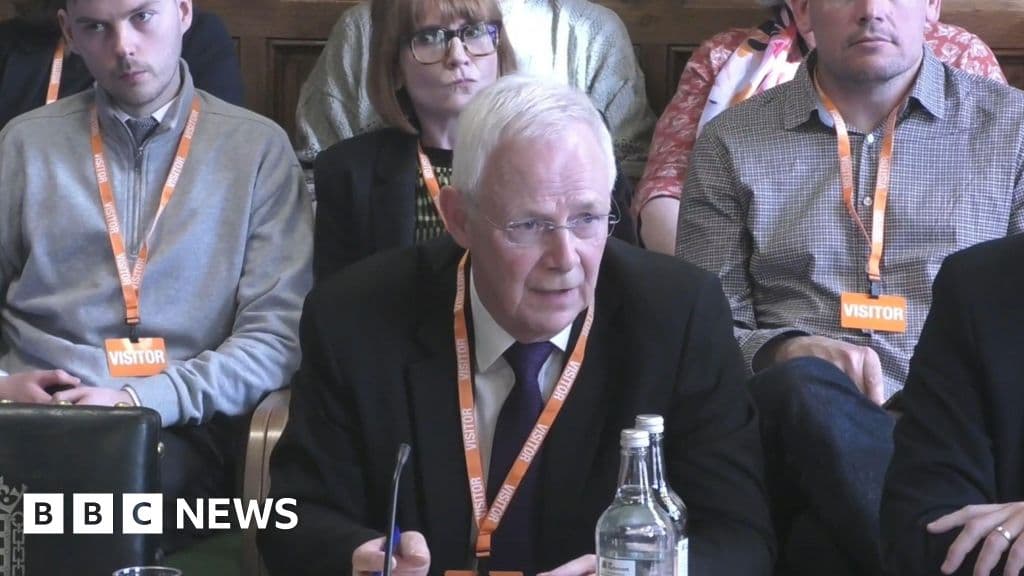 South East Water chair resigns after report into supply issues that left thousands without drinking water