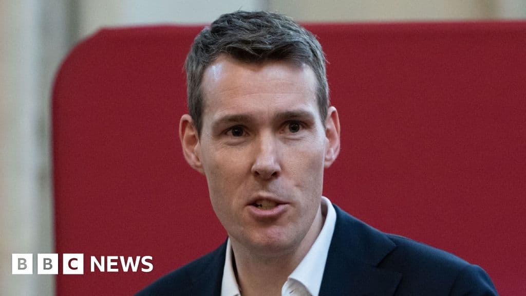 We can't abolish leasehold outright, minister says