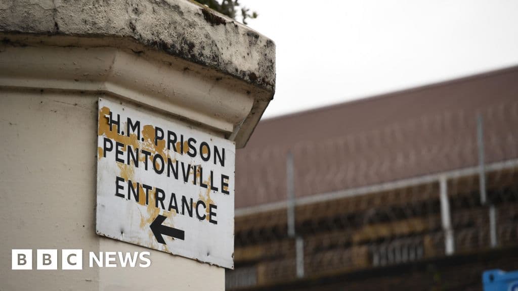 Inmate released in error could now be abroad