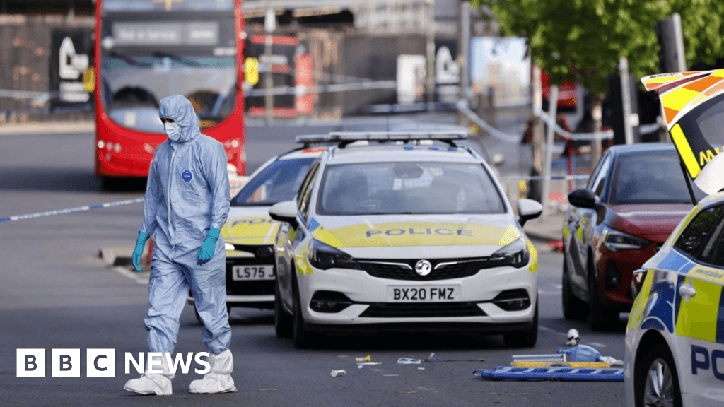 UK terrorism threat level raised to severe after Golders Green attack