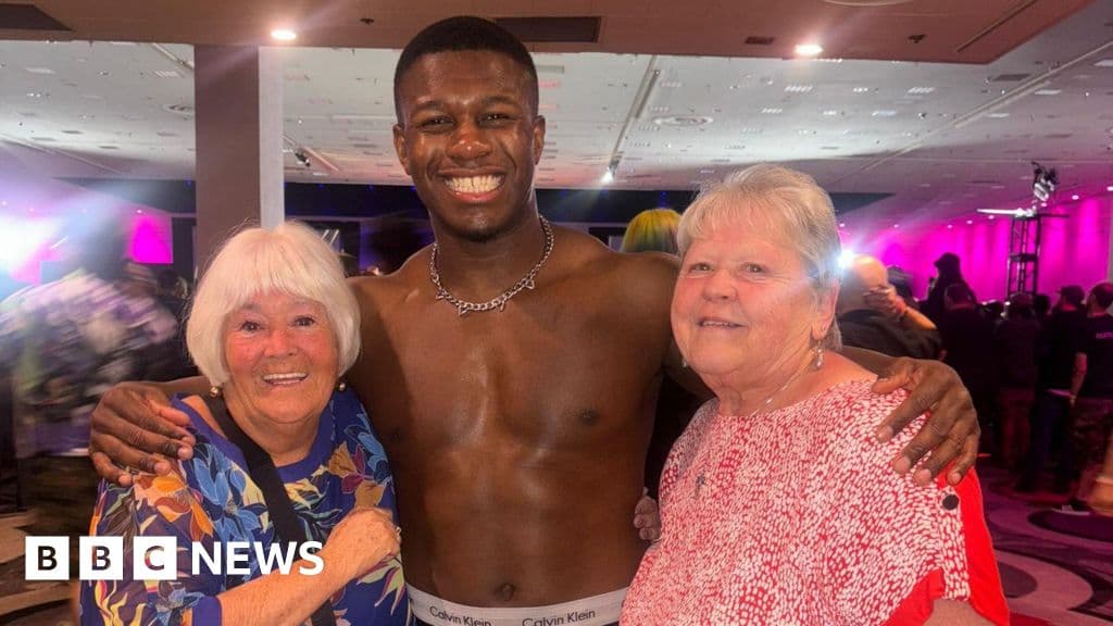 Welsh nans befriend pro wrestler on Vegas flight after royal rumble over seats