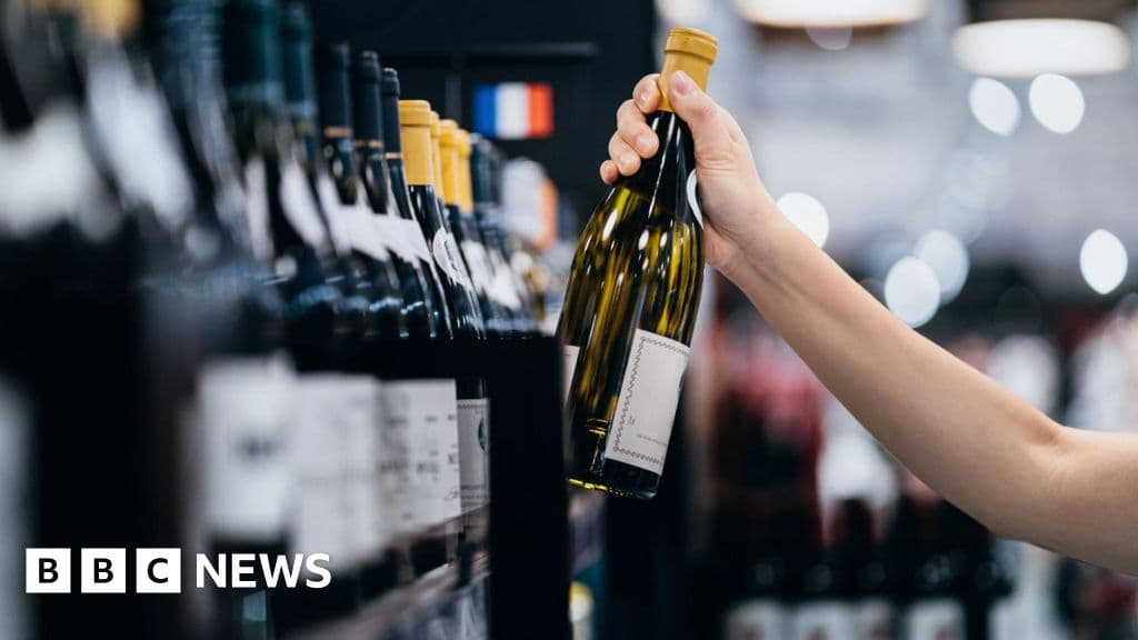 UK alcohol deaths fall for first time since Covid pandemic