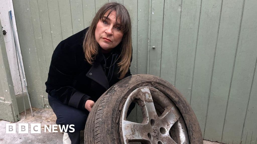 A pothole has burst my tyre - what now and how do I claim?