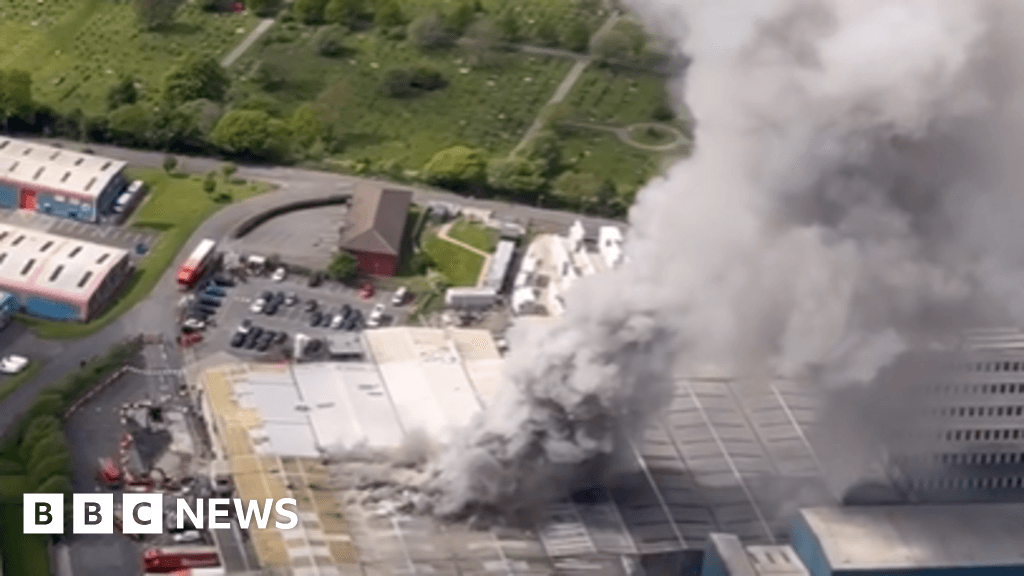Bank of Dave star spots Warburtons fire from helicopter