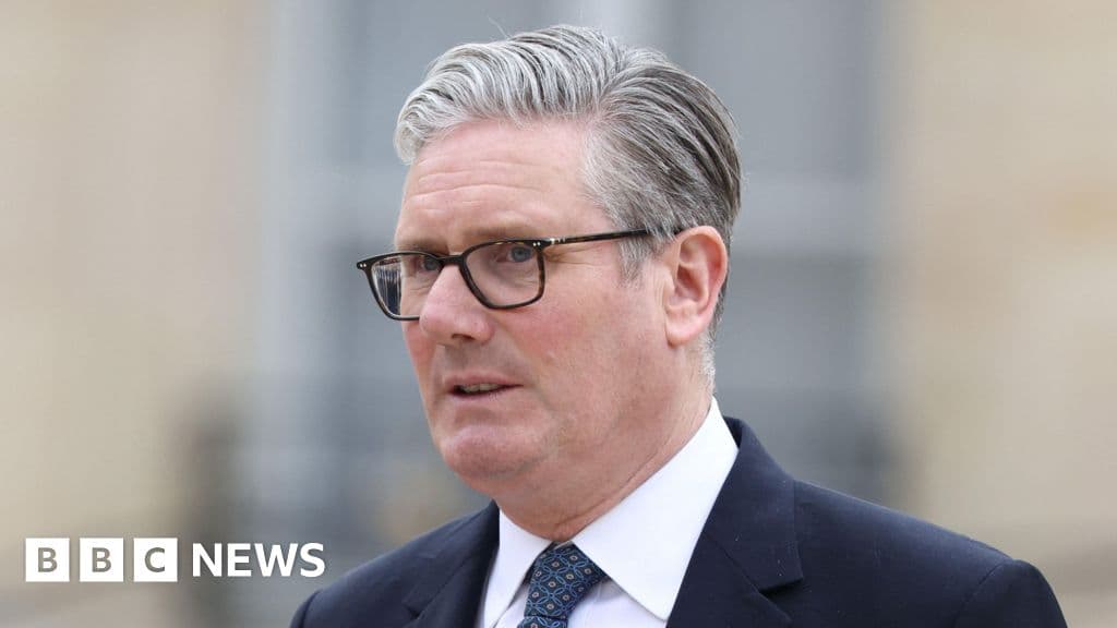 Starmer insists 'majority' of Labour MPs back his leadership