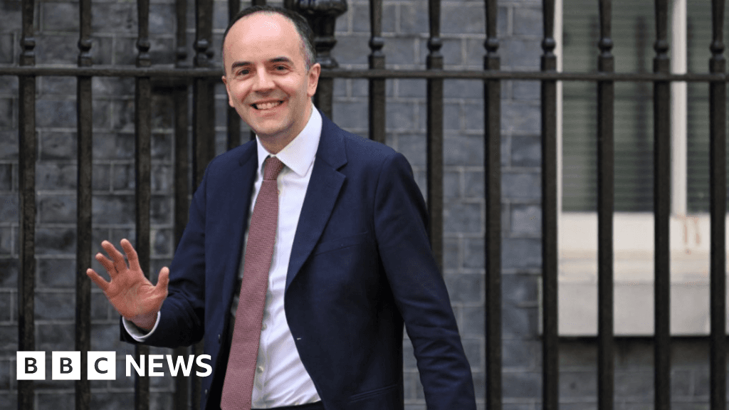 Who is James Murray, the new health secretary replacing Wes Streeting?