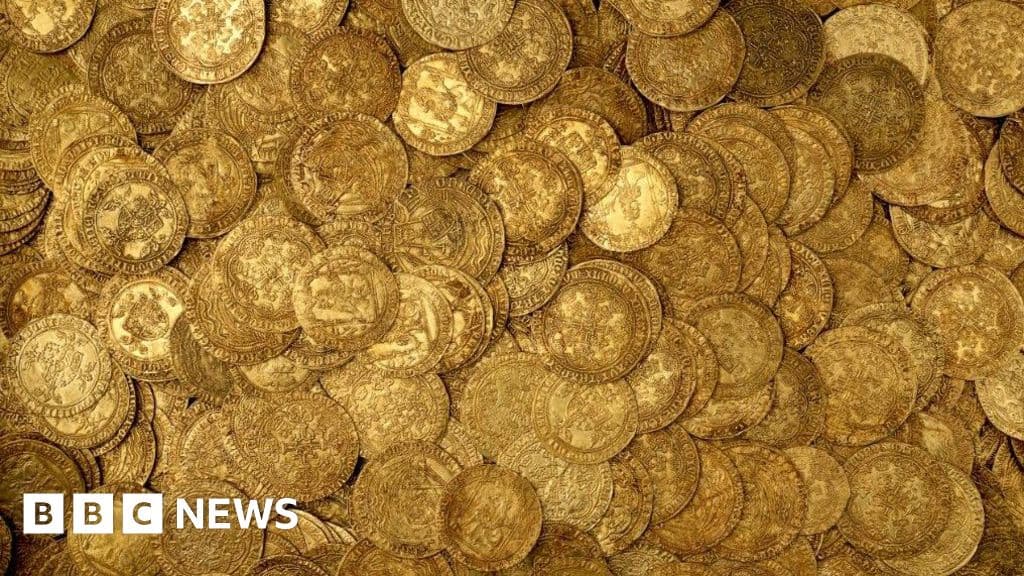 'Dad had a gun under his pillow' to protect largest UK medieval coin hoard