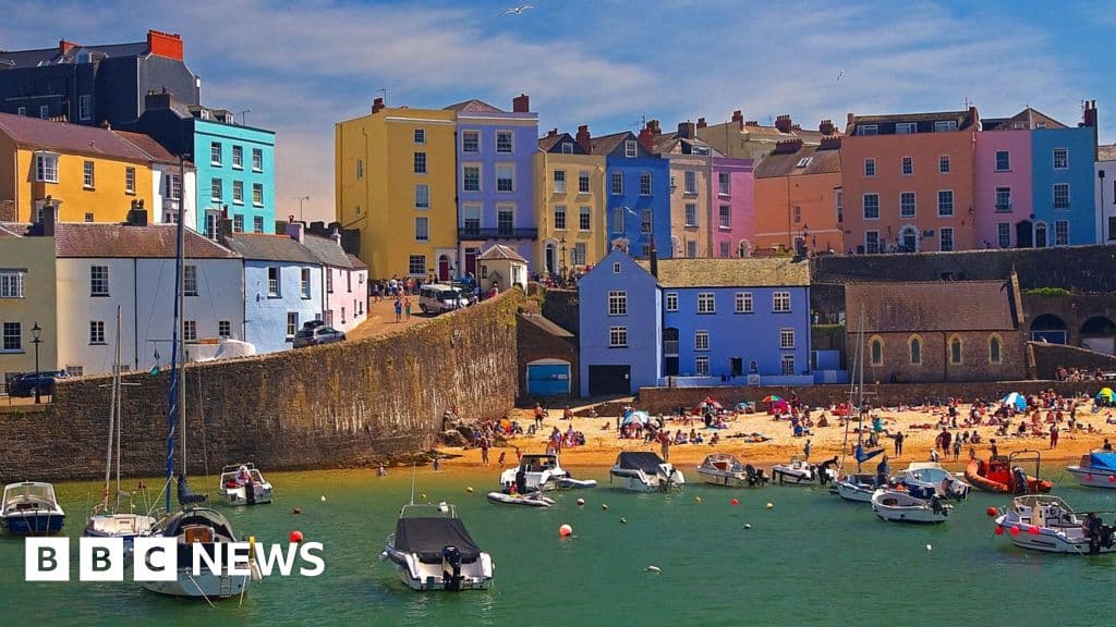 Tourist hotspot with UK's worst phone signal 'frustrating' locals and visitors