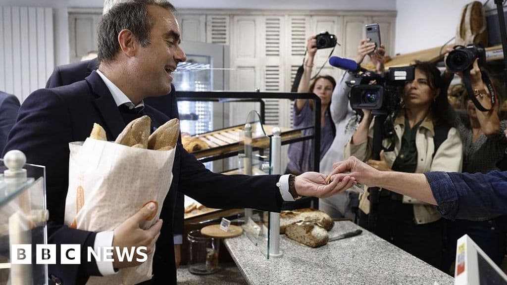 French PM fuels row with trip to buy baguettes