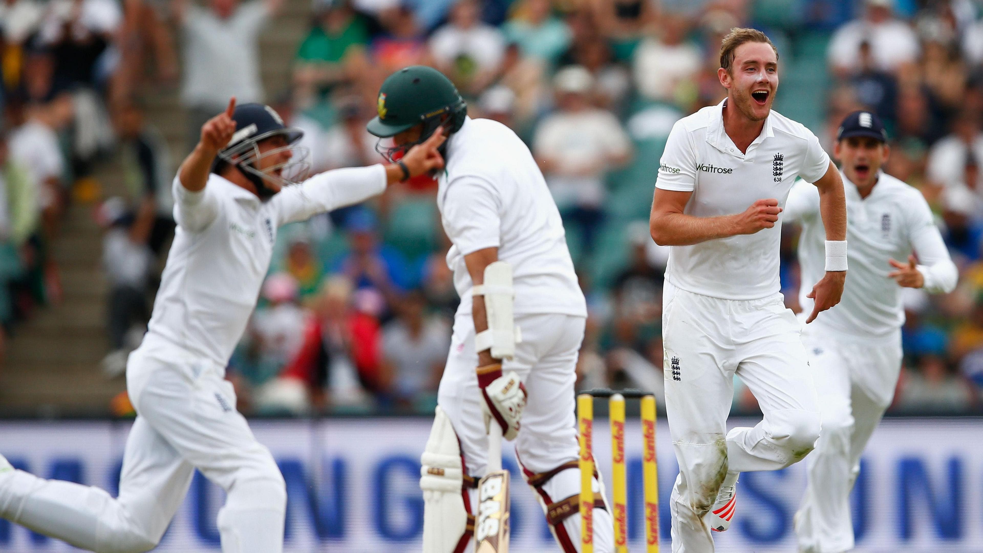 Stuart Broad and James Taylor celebrate wicket