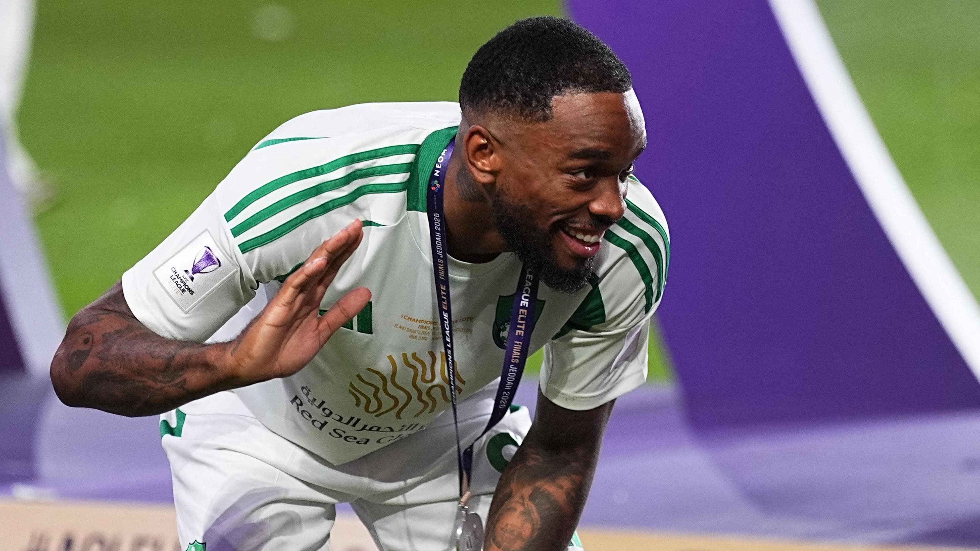 Ivan Toney celebrates