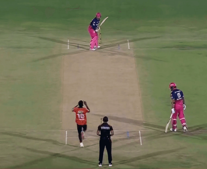 Vaibhav Sooryavanshi taking strike in stance