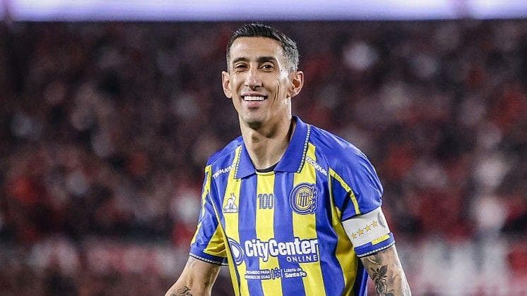 Angel di Maria has helped Rosario Central qualify for the last 16 of the Copa Libertadores with a game to spare