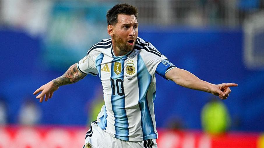 Lionel Messi celebrates scoring his team's first goal during the 2026 World Cup Group J match between Argentina and Algeria