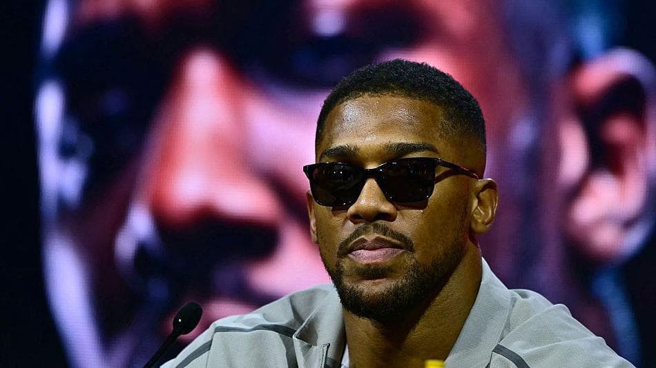 'Soldier' Joshua standing strong for friends' parents