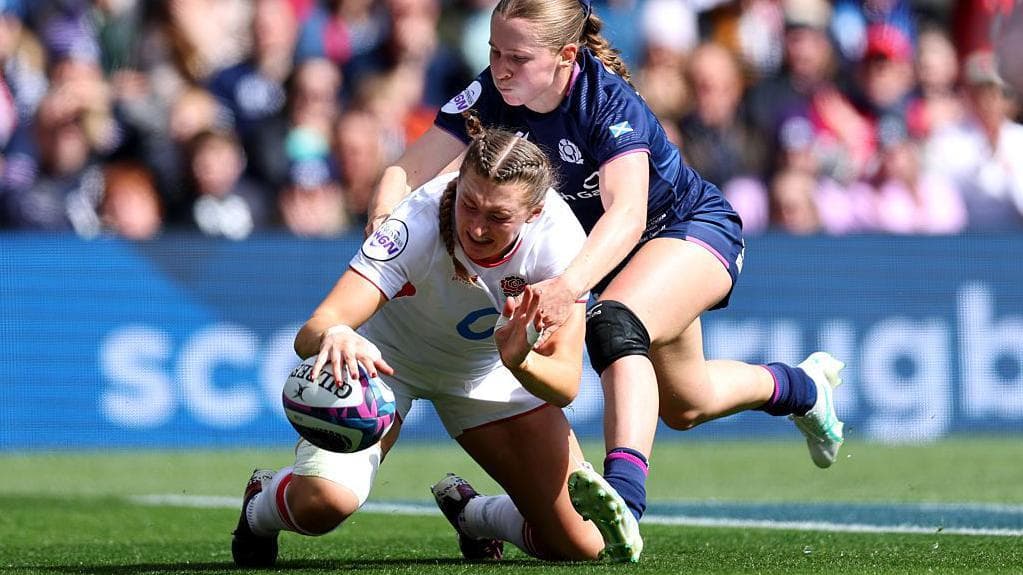 Sing returns as Red Roses rejig back three against Italy