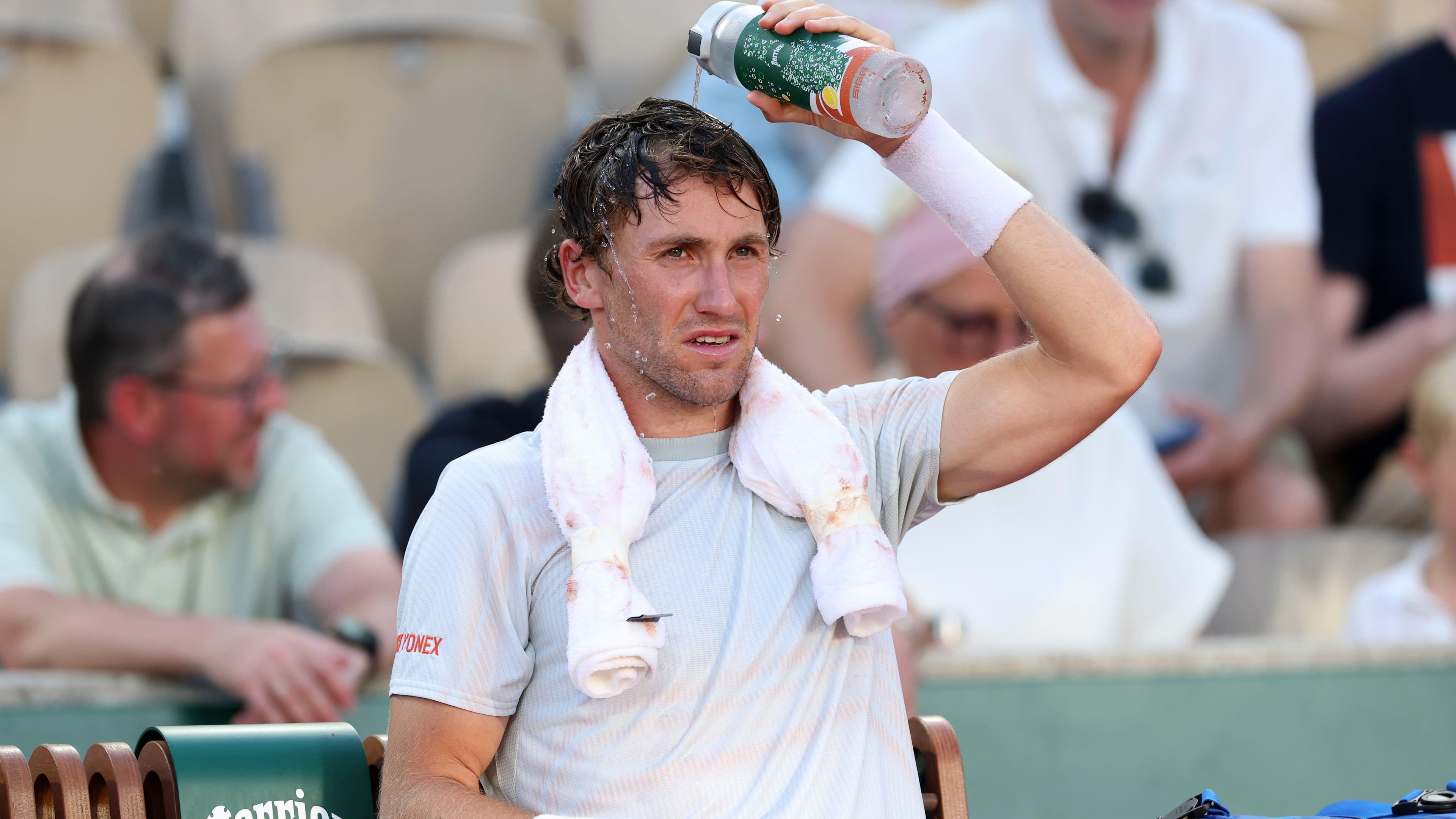 Ruud 'like a zombie' as he feared heatstroke in tough Paris win