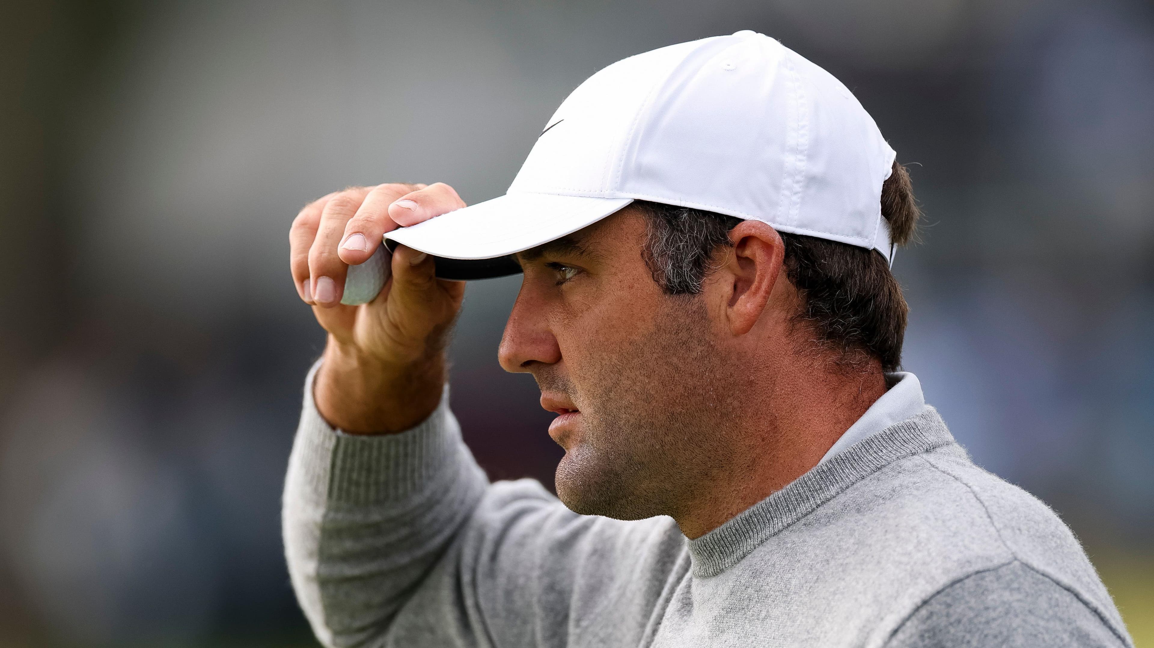 Scheffler shares US PGA lead as Aronimink bites back