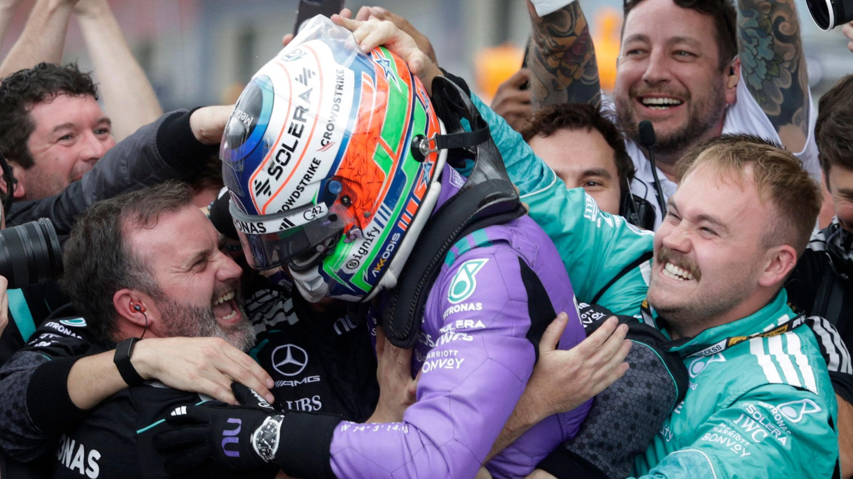 Antonelli wins in Miami to extend title lead
