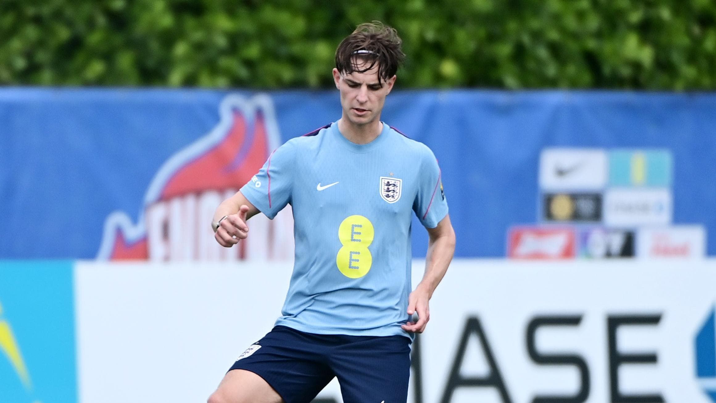 Scott poised to make England debut in World Cup friendlies