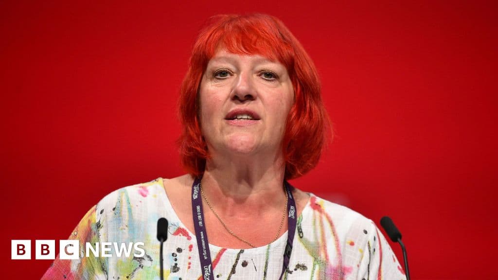 Labour risks handing power to Reform without drastic change, says union leader
