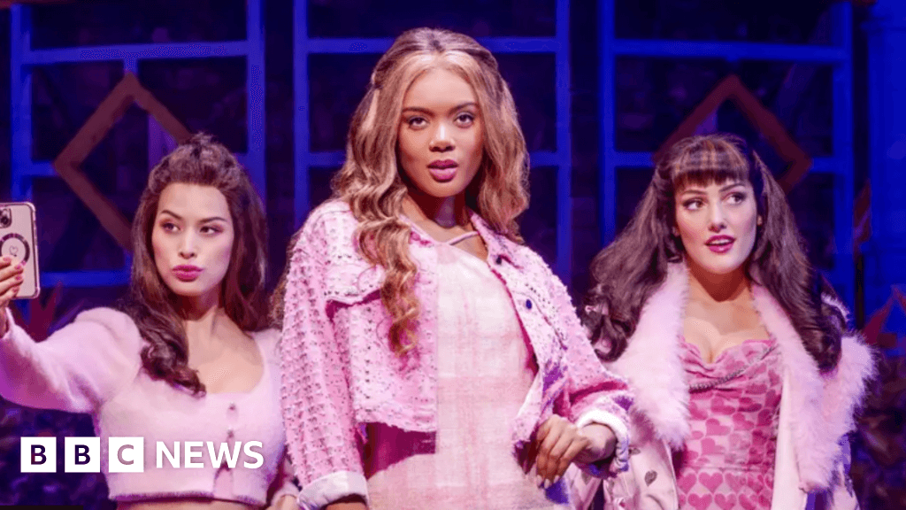 'I haven't left my house, I'm scared' says Mean Girls actor as Belfast shows cancelled over violence