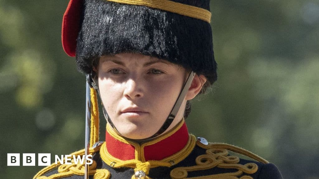 Tribute to 'fearless' soldier who died after fall from horse at royal show
