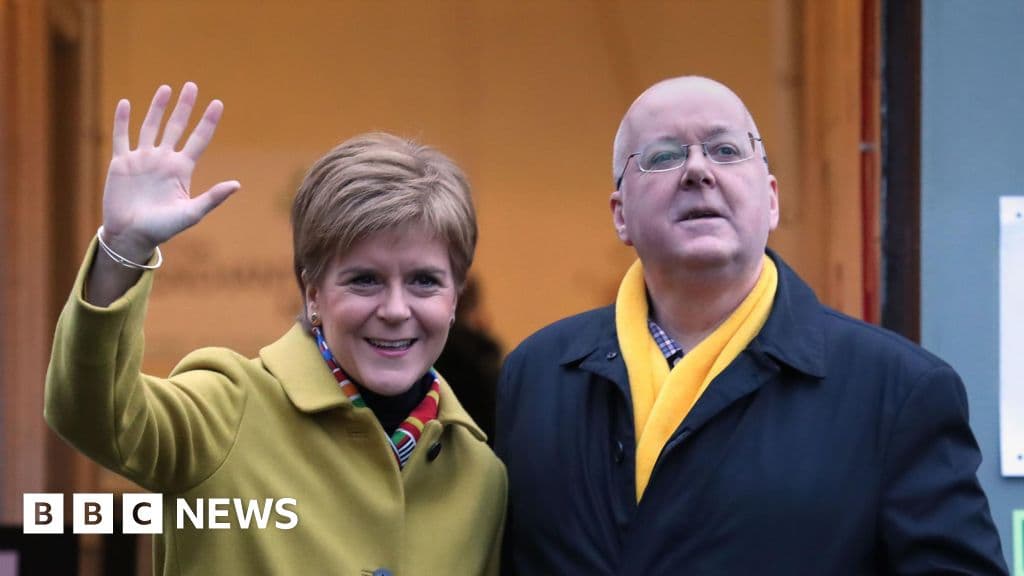 Sturgeon defends 'no comment' police interview after SNP funds probe arrest