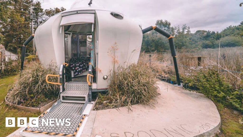 UFOs and a Tardis - why unusual holiday stays are booming